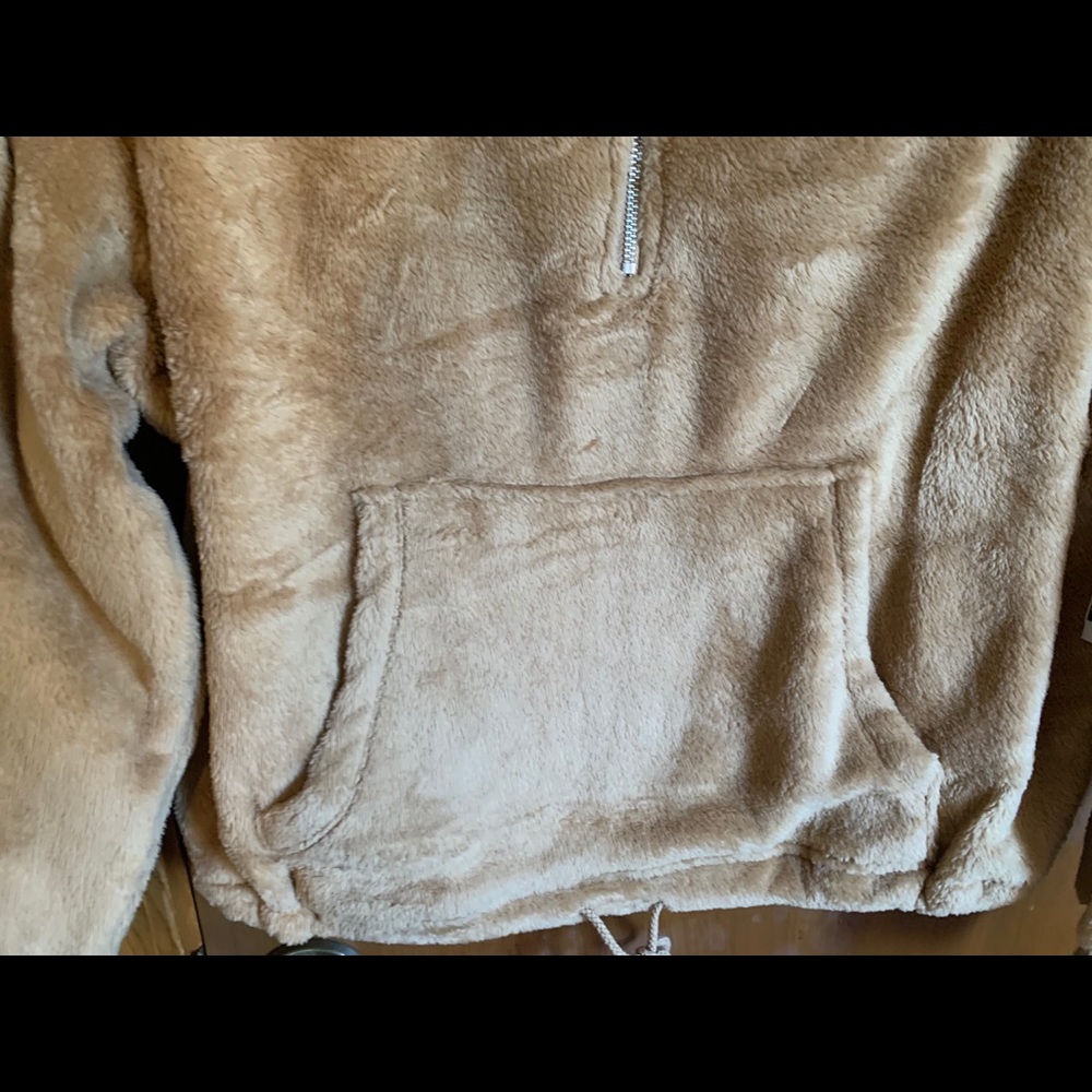 Soft Sweatshirt - Picture 3 of 8